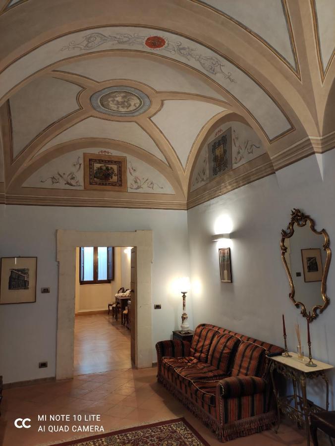 Palazzo Rustici B&B & Apartments 라킬라 외부 사진